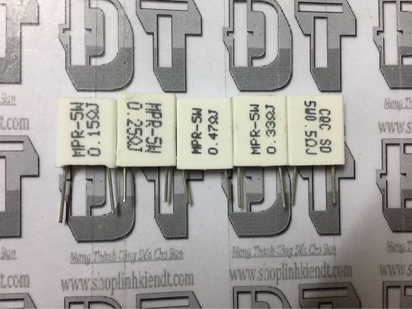 tro-cong-suat-mpr-0-33r-5w-dung