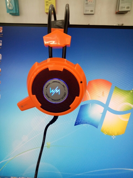 tai-nghe-wm8900-mau-cam