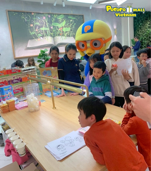 Cùng bé thỏa sức sáng tạo Noel với workshop Giáng Sinh sắc màu cùng Pororo và Thành Bảo Minh