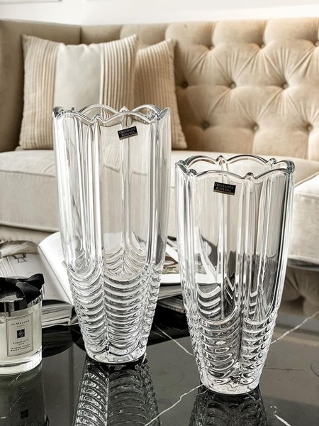 Lọ hoa bom sóng đúc Bohemia Orion