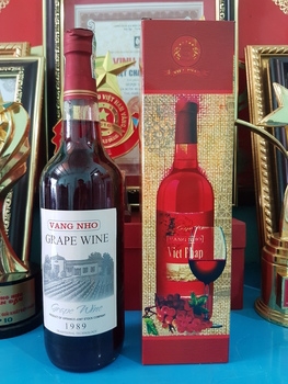 Vang nho trắng