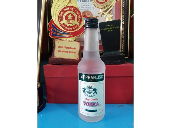 Vodka Đen nhỏ