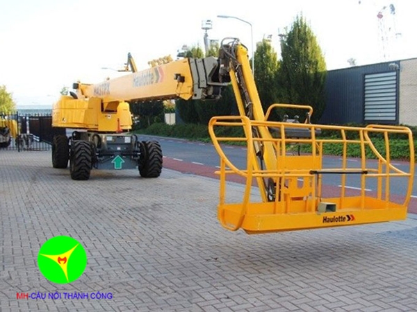 xe-nang-nguoi-boom-lift-43m-haulotte