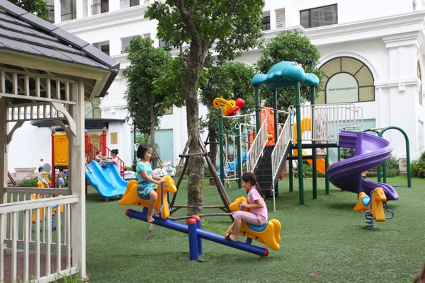 khu vui choi ngoai troi