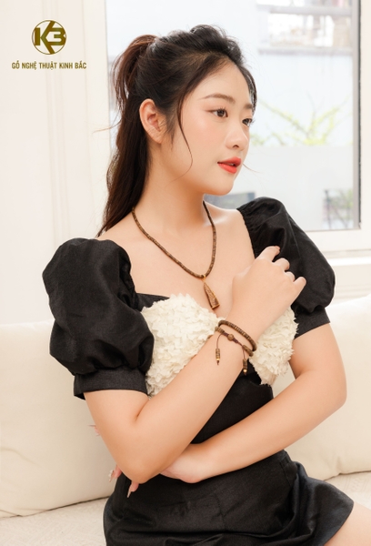 vong-tram-doi-viet-nam-dang-manh-5mm-charm-bi-vang-24k