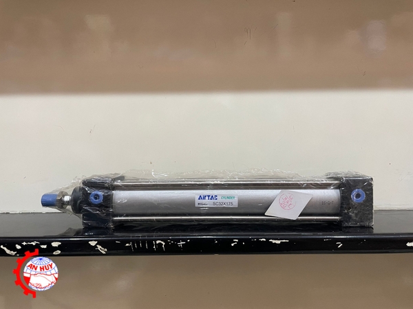 xy-lanh-airtac-sc32x175
