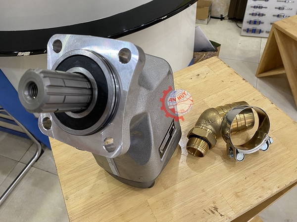 bom-parker-f1-051-m-part-no-3781750