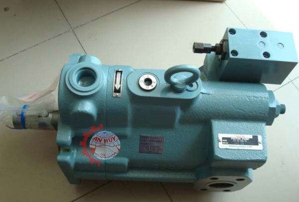 bom-thuy-luc-piston-nachi-model-pzs-4b-100r3q1s1