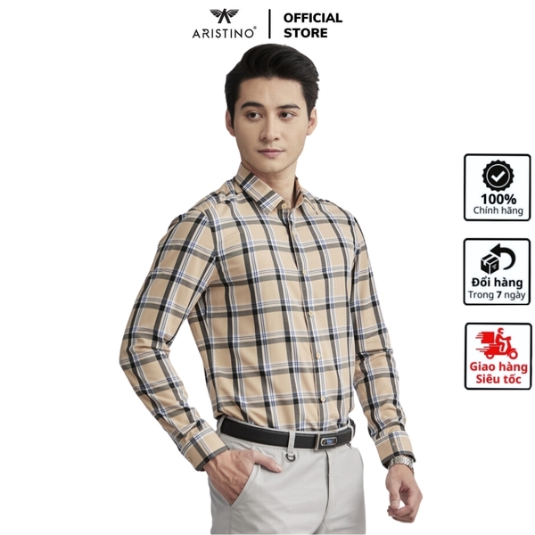Áo Sơ Mi Nam Dài Tay Aristino ALS23202 màu be kẻ đen dáng ôm slim fit tà lượn không túi ngực chất liệu nano poly