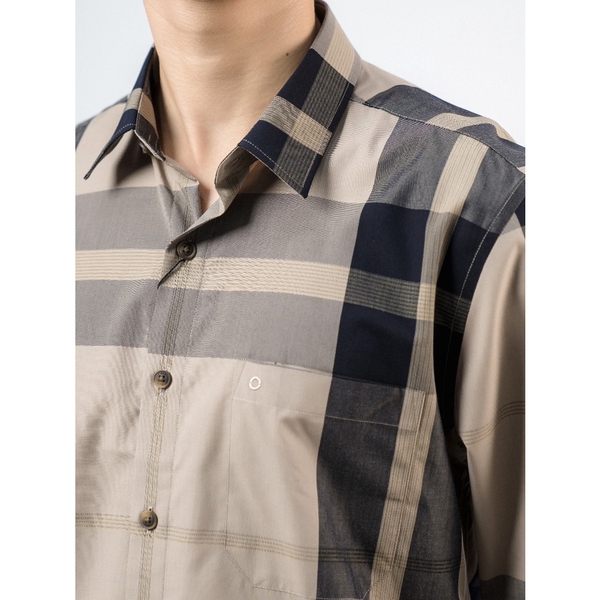 Áo Sơ Mi Nam Tay Dài Owen AR220149DT Màu Kẻ Caro Lớn Nâu Be Đen Dáng Regular Fit Tà Lượn Có Túi Vải Sợi Tre