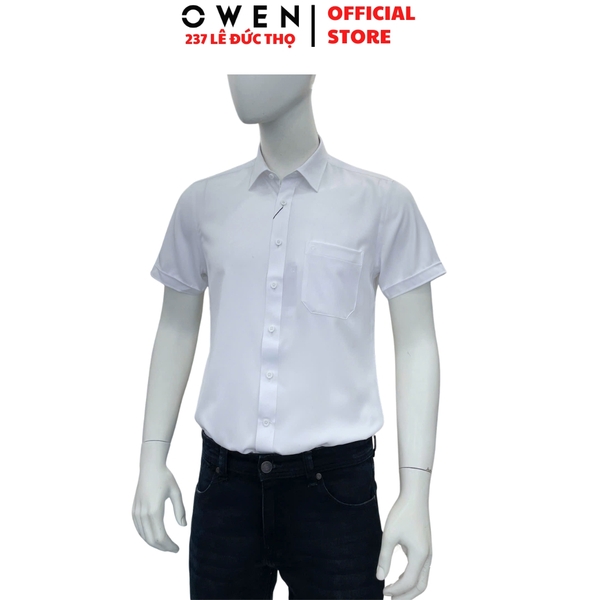 Áo sơ mi trắng nam tay ngắn Owen AB260513NTB màu trắng dáng suông body fit tà bằng có túi chất liệu nano