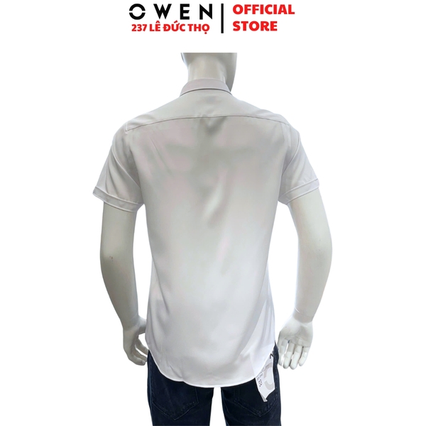 Áo sơ mi trắng nam tay ngắn Owen AB260513NTB màu trắng dáng suông body fit tà bằng có túi chất liệu nano