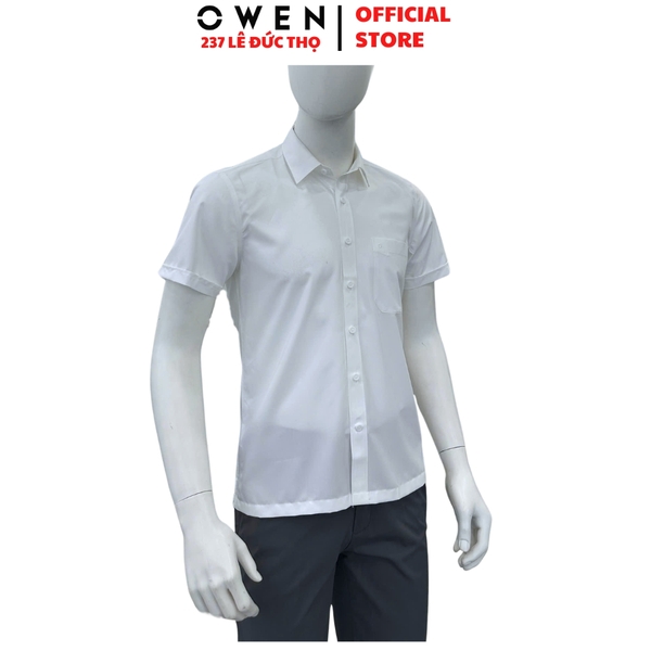Áo sơ mi trắng nam tay ngắn Owen AB260523NTV màu trắng trơn dáng suông body fit tà bằng có túi chất liệu sợi sồi