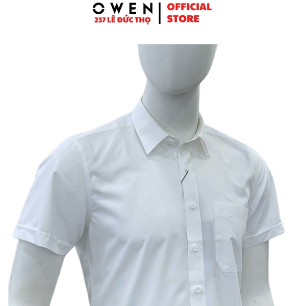 Áo sơ mi trắng nam tay ngắn Owen AB260523NTV màu trắng trơn dáng suông body fit tà bằng có túi chất liệu sợi sồi