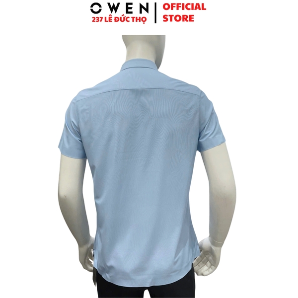 Áo sơ mi nam tay ngắn Owen AB263092NT màu xanh nhạt kẻ dáng suông body fit tà bằng có túi chất liệu polyester