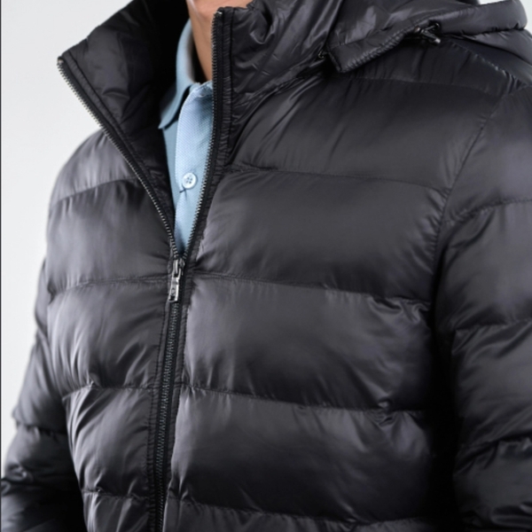 Áo Khoác Jacket Owen JK231608 màu đen trơn dáng regular fit có mũ có thể tháo rời áo lông vũ chất liệu Polyester