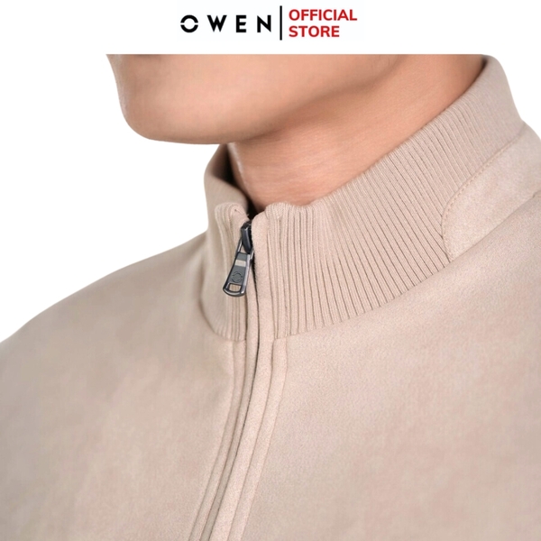 Áo Khoác Jacket Owen JK241482 màu be trơn da lộn dáng regular fit, cổ cao 3 phân, khóa kéo, tay và gấu bo chun chất liệu polyester