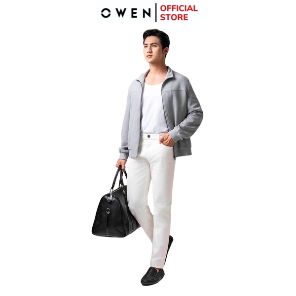 Áo Khoác Jacket Owen JK241485 màu xám nhạt họa tiết chữ in dáng regular fit, cổ cao 3 phân, khóa kéo, tay và gấu bo chun chất liệu polyester