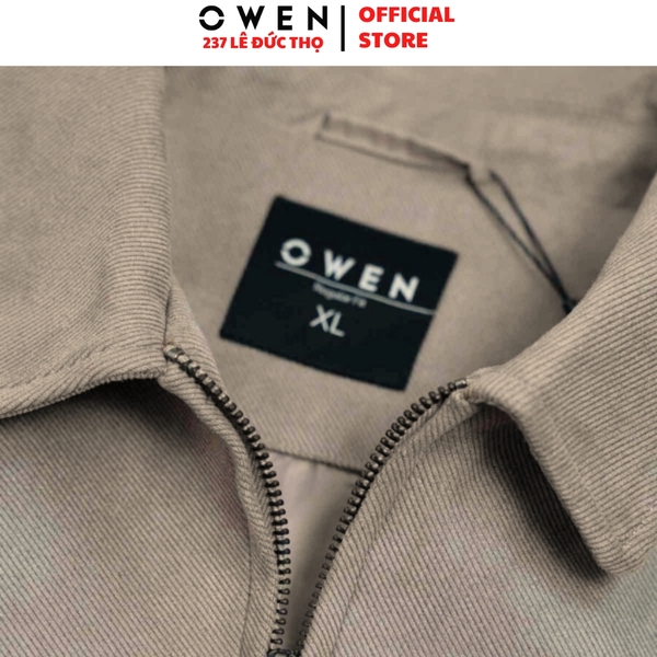 Áo Khoác Jacket Owen JK256072 màu be dáng regular fit cổ bẻ, khóa kéo, cổ tay áo có cúc bấm,bo gấu chất liệu Nylon Spandex