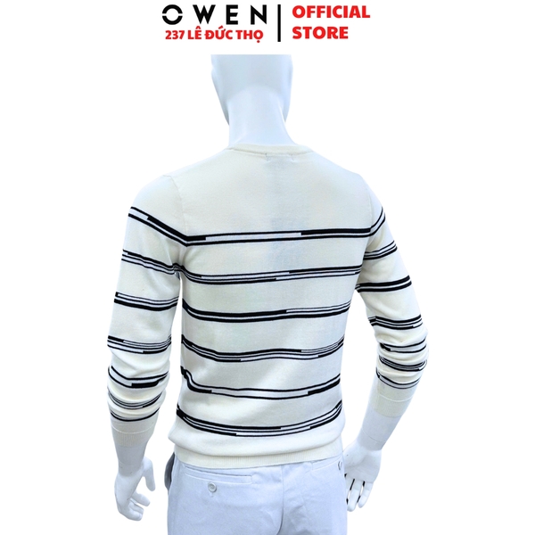 Áo len nam Owen ALC256016 màu trắng kẻ ngang đen dáng suông regular fit cổ tròn chất liệu len acrylic cotton