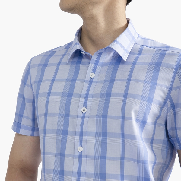 Áo Sơ Mi Nam Ngắn Tay Aristino ASS441S2 Màu xanh kẻ dệt dáng ôm tà lượn không túi vải sợi sồi cao cấp