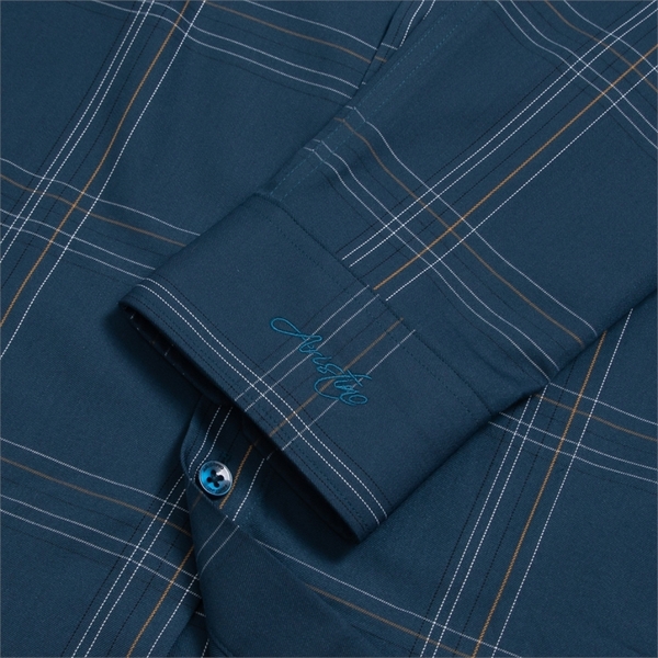 Áo Sơ Mi Nam Dài Tay Aristino ALS10203 màu Xanh kẻ trắng chất liệu sợi tre dáng regular fit có túi ngực
