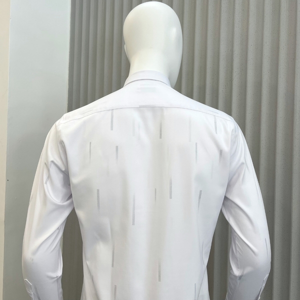 Áo Sơ Mi Nam Tay Dài Owen AS230258D màu trắng in xám dáng slim fit tà lượn không túi vải bamboo