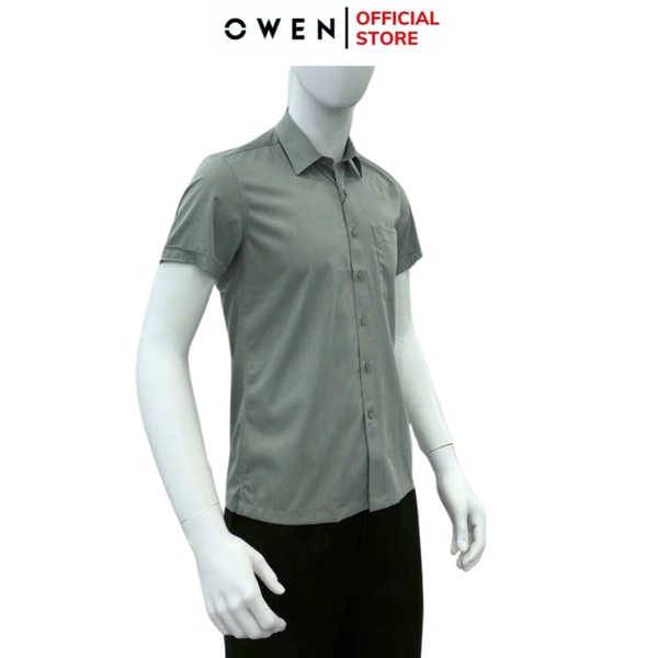 Áo sơ mi nam tay ngắn Owen AB250090NT màu xanh rêu dáng suông body fit tà bằng có túi chất liệu viscose milk