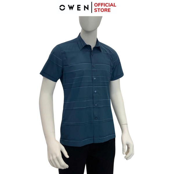 Áo Sơ Mi Nam Tay Ngắn Owen AB250066N màu xanh cổ vịt kẻ ngang dáng suông body fit tà bằng không túi chất liệu bamboo poly