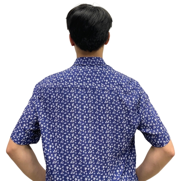 Áo Sơ Mi Nam Tay Ngắn Owen AE230073NT màu xanh navy dáng relaxfit tà bằng có túi vải viscose