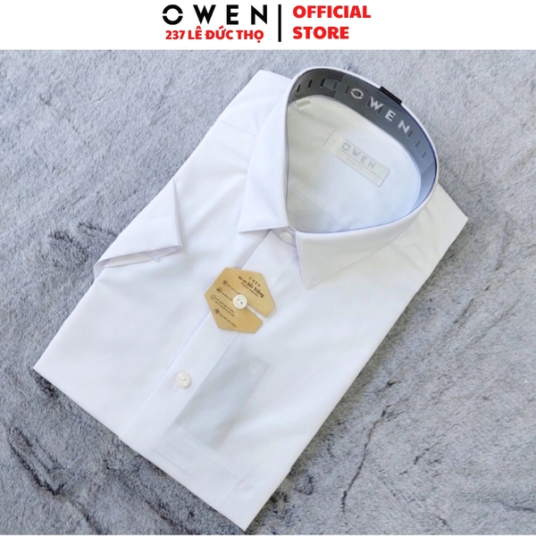 Áo sơ mi nam tay ngắn Owen AS260524NV màu trắng trơn dáng ôm slim fit tà lượn không túi chất liệu sợi sồi