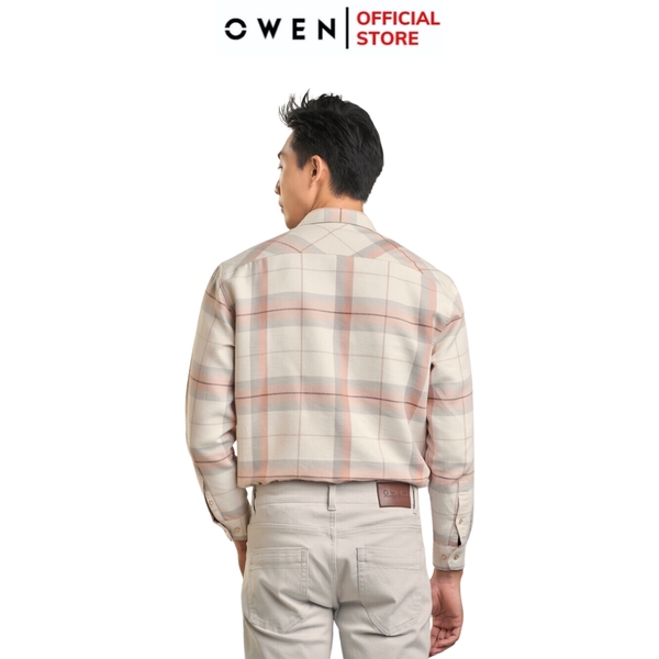 Áo Sơ Mi Nam Tay Dài Owen AJ240725DT màu be kẻ caro Dáng J - form suông rộng tà lượn 2 túi ngực có nắp Chất liệu CVC dày dặn