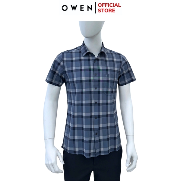 Áo sơ mi nam tay ngắn Owen AB250049NT màu xanh cổ vịt kẻ caro dáng suông body fit tà bằng có túi chất liệu Knit