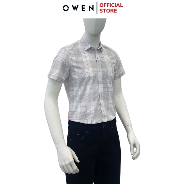 Áo Sơ Mi Nam Tay Ngắn Owen AB250097NT màu be nhạt kẻ caro dáng suông body fit tà bằng có túi chất liệu bamboo poly