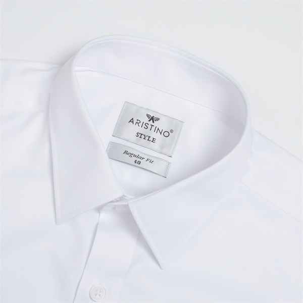 Áo Sơ Mi Trắng Nam Dài Tay Aristino ALSR39 màu trắng trơn chất liệu sợi sồi dáng regular fit có túi ngực
