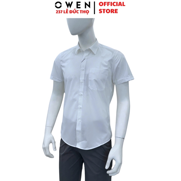 Áo sơ mi trắng nam tay ngắn Owen AR260522NTV màu trắng trơn dáng suông regular fit tà lượn có túi chất liệu sợi sồi