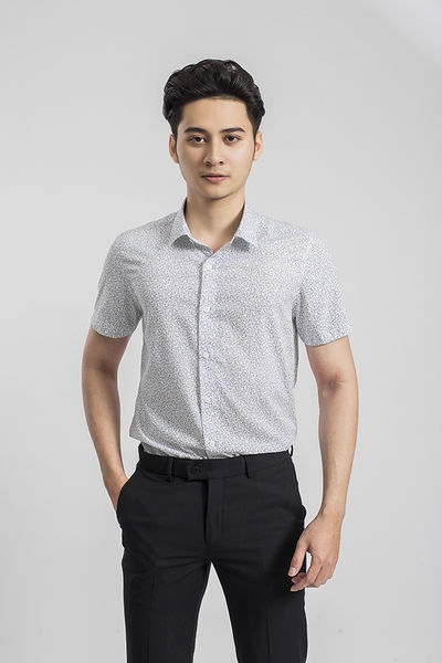 Áo Sơ Mi Nam Tay Ngắn Aristino ASS065S9 Màu Trắng In Họa Tiết Lá Dáng Slim Fit Vải Sợi Sồi