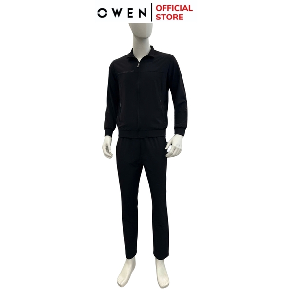 Bộ Thể Thao Nam Owen BTT256158 màu đen dáng reguler, áo cổ 3 phân, khóa kéo, tay và gấu bo chun, quần cạp chun ống suông chất liệu polyester