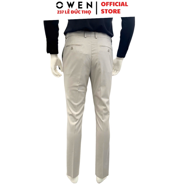 Quần tây Nam Owen QST257096 màu be nhạt dáng ôm slim fit cạp tăng đơ chất liệu polyester spandex