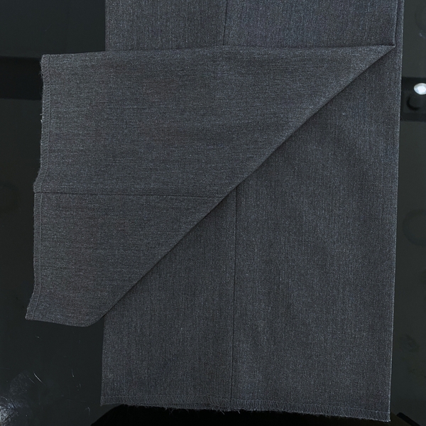 Quần Tây Nam Owen QRT231737 màu xám đen trơn dáng regular fit cạp tăng đơ vải polyester