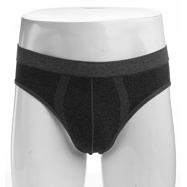 Quần Lót Nam Aristino ABF063 Kiểu Quần Sịp Tam Giác Chất Liệu Polyamide Mềm Mịn Giao Màu Ngẫu Nhiên