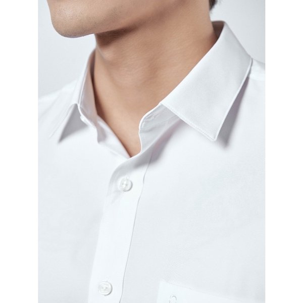 Áo Sơ Mi Trắng Nam Tay Dài Owen AR240300DT (AR230315DT hoặc AR221194DT) màu trắng trơn dáng regular fit tà lượn có túi vải nano