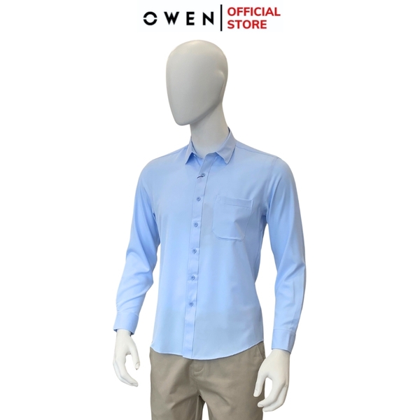Áo Sơ Mi Nam Tay Dài Owen AR230018DT màu xanh nhạt trơn dáng suông tà lượn có túi chất liệu Nano