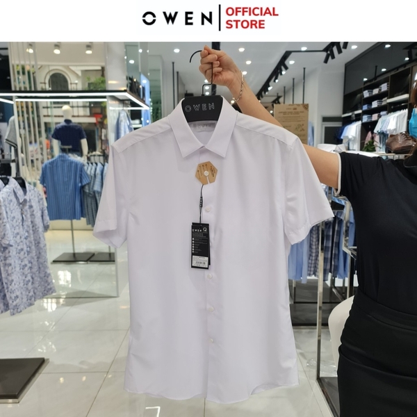 Áo Sơ Mi Trắng Nam Tay Ngắn Owen AS240104N (AS250320N) màu trắng trơn dáng ôm tà lượn không túi chất liệu sợi sồi