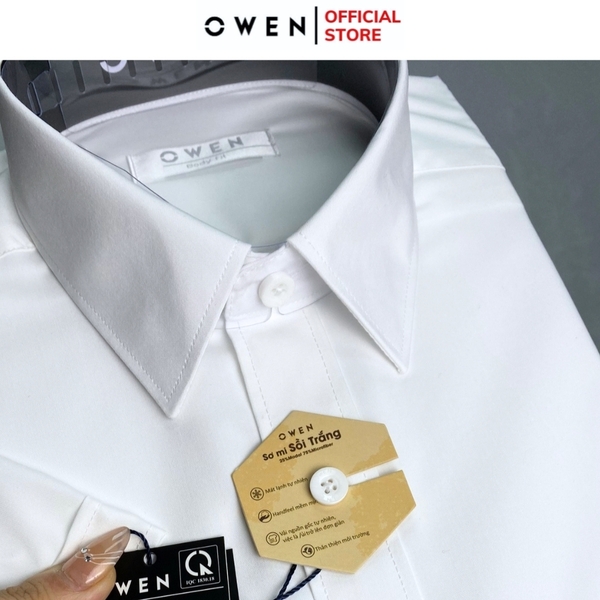 Áo Sơ Mi Trắng Nam Tay Ngắn Owen AS240104N (AS250320N) màu trắng trơn dáng ôm tà lượn không túi chất liệu sợi sồi