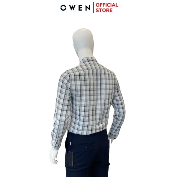 Áo Sơ Mi Nam Tay Dài Owen AR240024DT màu xám nhạt kẻ caro dáng suông tà lượn có túi chất liệu nano