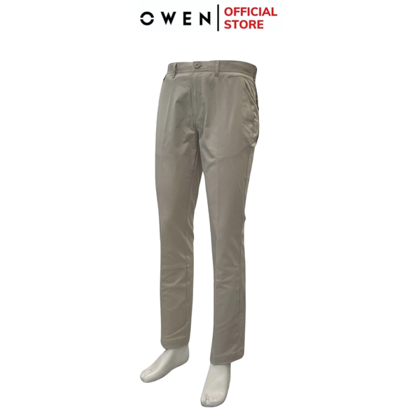 Quần Kaki Nam Owen QKR241327 màu be nhạt dáng suông ống đứng Regular fit chất liệu Poly Recycled (Renu)