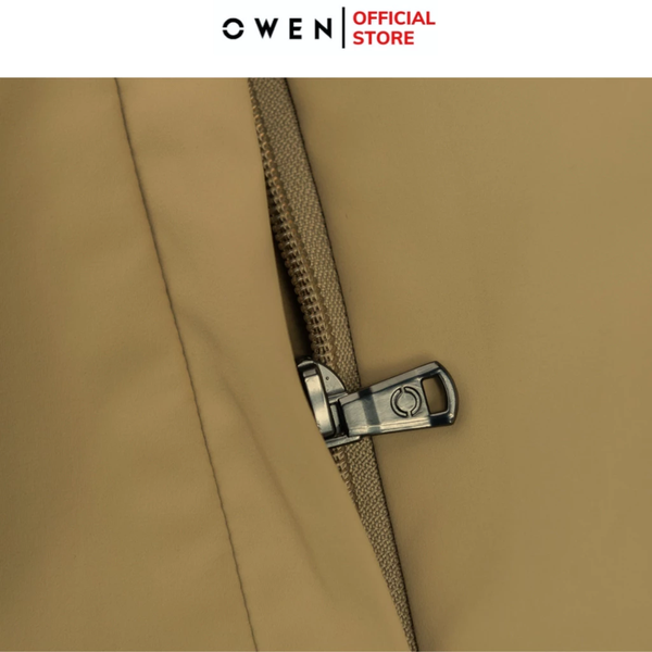 Áo Khoác Jacket Owen JK241494 màu be đậm dáng regular fit, cổ bẻ, khóa kéo, tay và gấu suông chất liệu polyester
