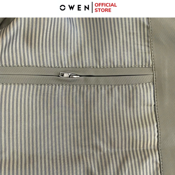 Áo Khoác Jacket Owen JK241488 màu rêu dáng regular fit, cổ cao 3 phân, khóa kéo, tay và gấu bo chun chất liệu polyester