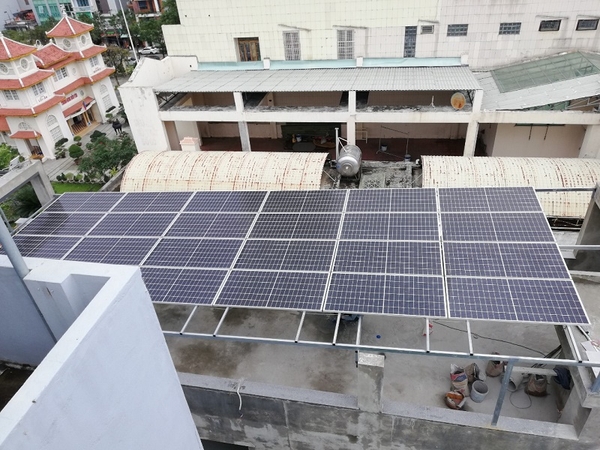 lap-dat-dien-mat-troi-hoa-luoi-10-68kwp-tai-tp-da-nang